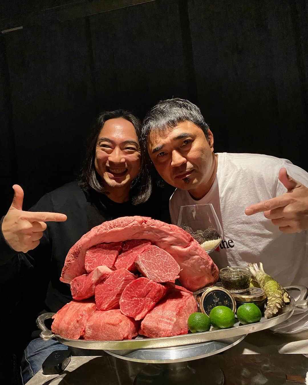 石野卓球さんのインスタグラム写真 - (石野卓球Instagram)「SUGIURUMNと肉🍖を喰らう！」10月17日 21時15分 - takkyuishino