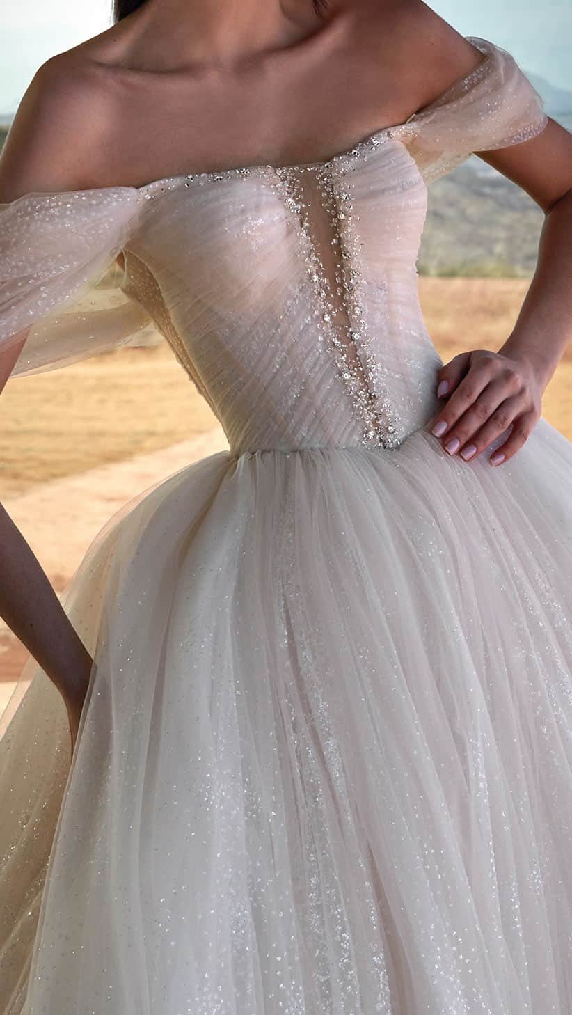 Pronoviasのインスタグラム：「Choosing just one is a delightful dilemma, as each gown outshines the last💛 Which gown has caught your eye? Comment below👇🏼  1- Sanidine 2- Palladium 3- Ruri   Reserve your personalized appointment today at your nearest store. Link in bio 🔗  #PronoviasPrivée #TheJewels」