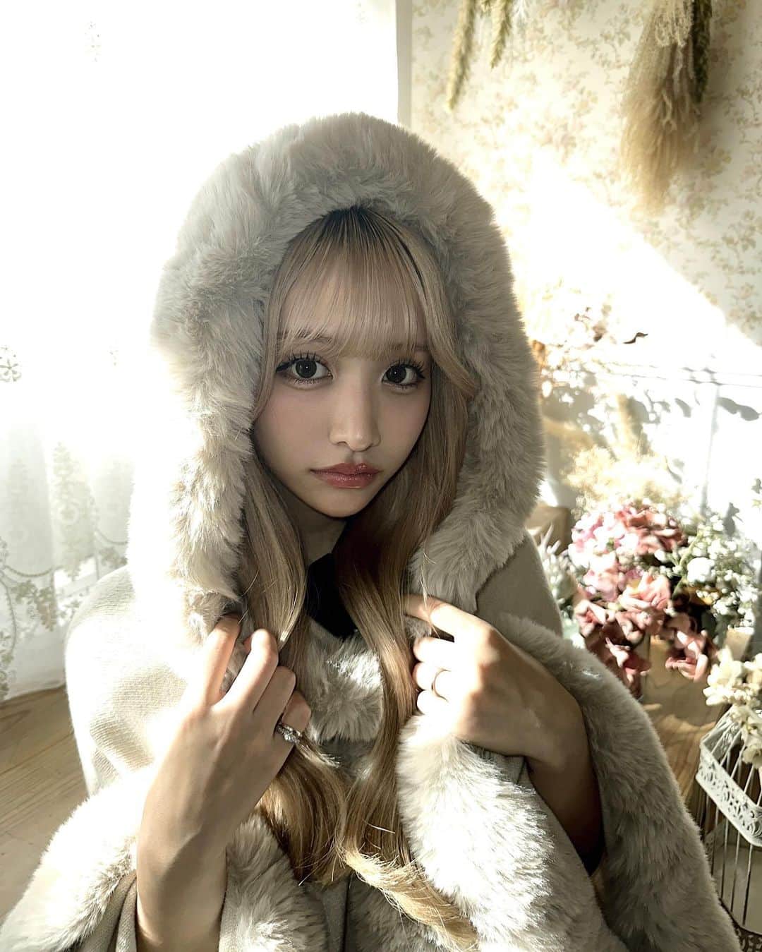 のインスタグラム：「tikaの撮影だたー❕可愛いお洋服いっぱい着たよ‪︎❁*·⑅」