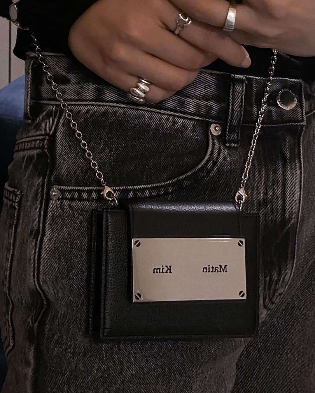 マリークレアのインスタグラム：「* 🇰🇷brand  @matinkim_magazine  #matinkim  🤍」
