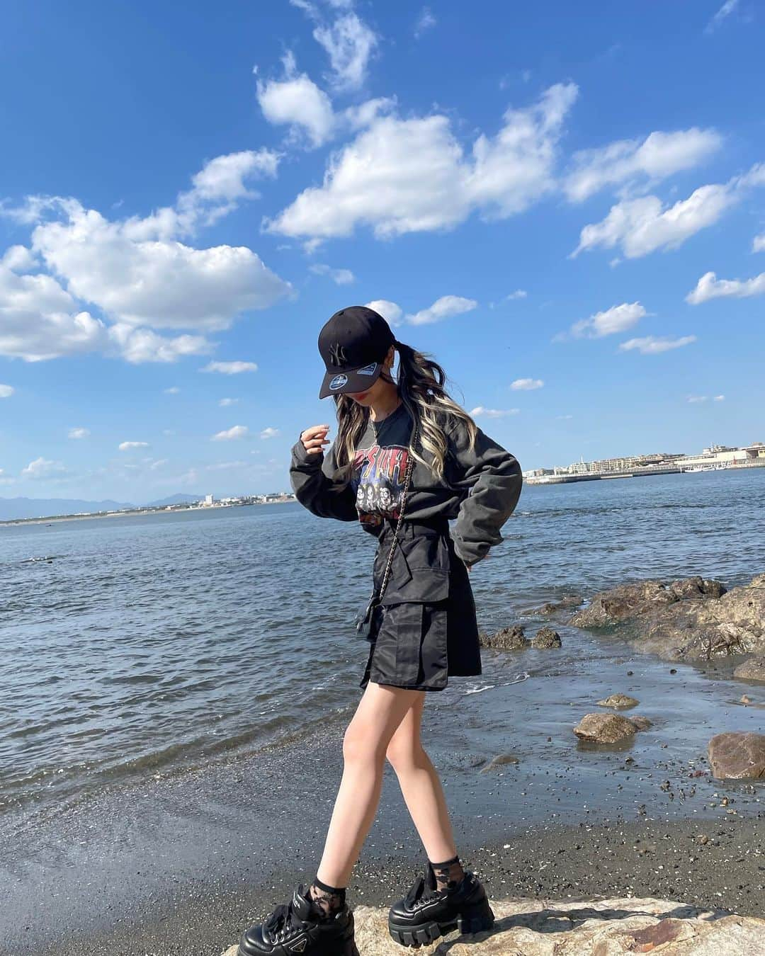 かすこんねぅさんのインスタグラム写真 - (かすこんねぅInstagram)「江ノ島~！！景色がとにかく綺麗すぎるから見て見て見て見て‼️ 心が浄化される㌠~- ̗̀‎𖤐 ̖́- ✩⸝⸝⸝⋆.✩.*˚最後虫飛びまくってて草」10月17日 20時17分 - kasukonnnnnneu