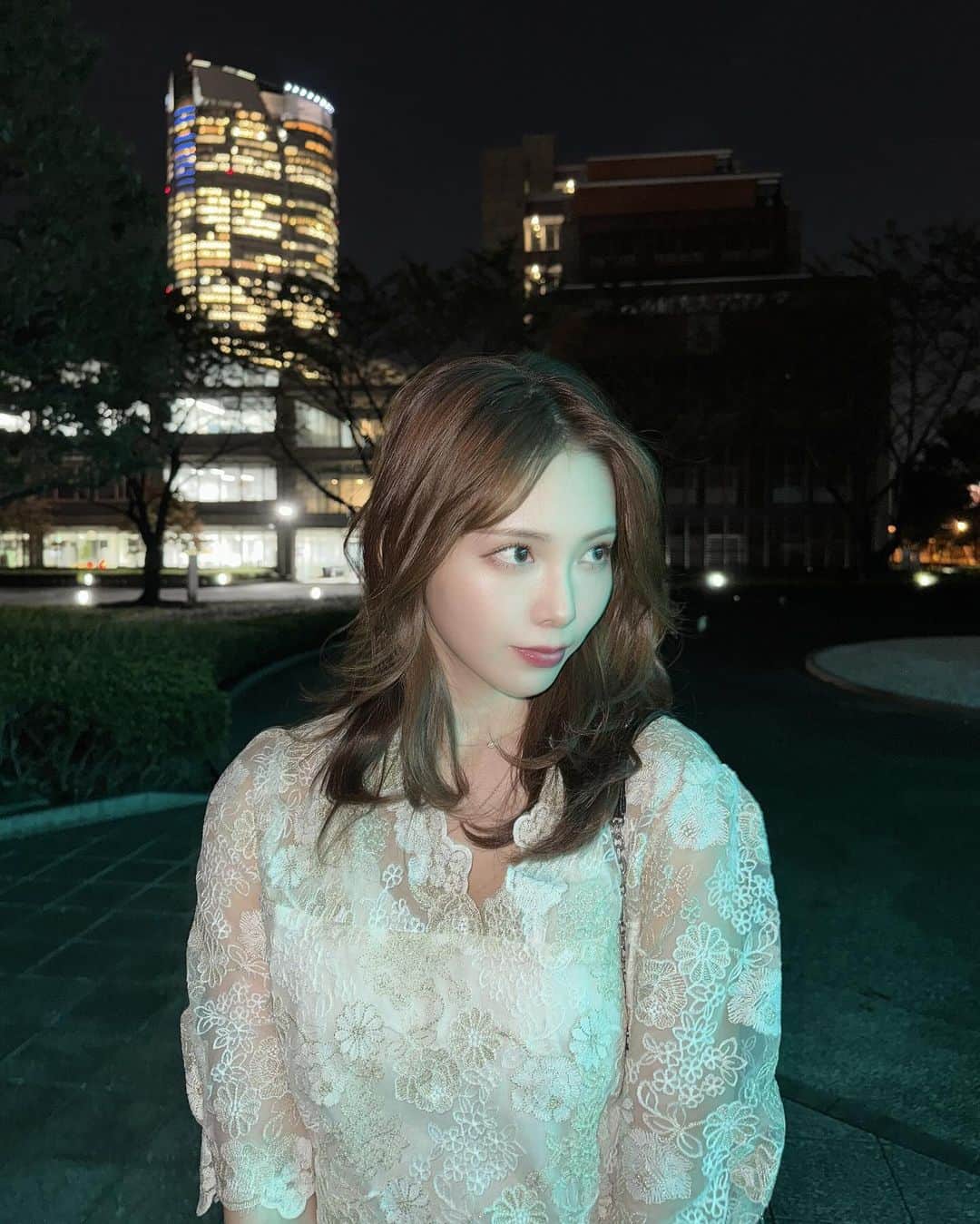 西村歩乃果のインスタグラム：「【Harper‘s BAZAAR 10th Anniversary Event】 にいってきました☺️  ランウェイみんなキラキラしてて素敵だった💓  @harpersbazaarjapan #HarpersBAZAAR #HarpersBAZAARjapan #Bazaarjapan10 #WOMENontheFrontier」
