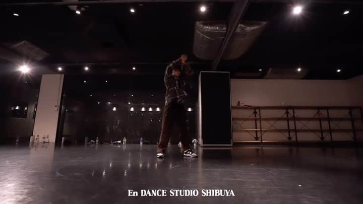 Show-heyのインスタグラム：「| Class footage   🎙/ @rui_bmsg × @kanon_bmsg  🎵/声  @endancestudio   素敵な歌声に乗せて、添えるように踊る。  受けてくれた皆んなありがとう！」