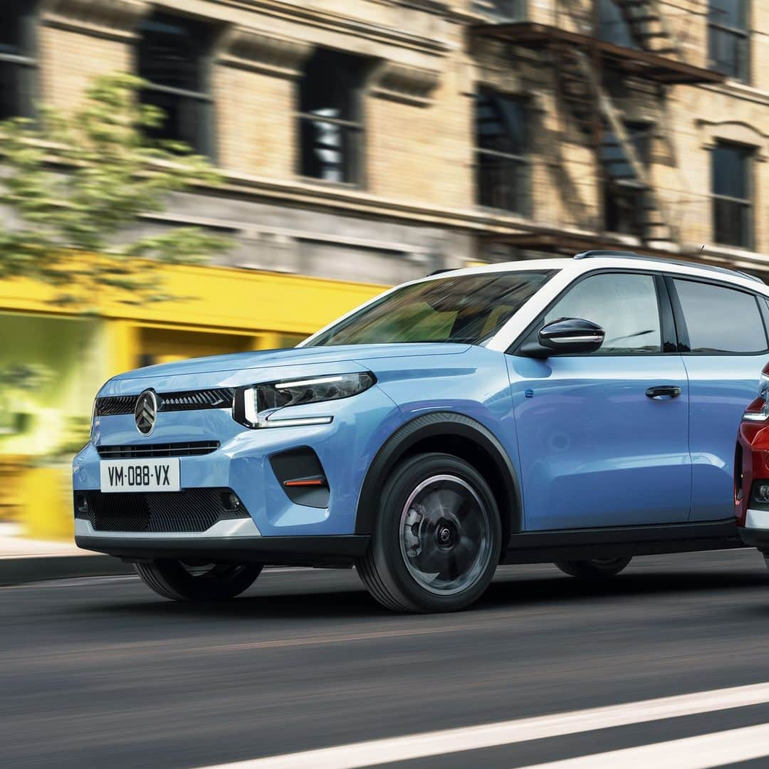 Citroënのインスタグラム：「Forget everything you know about electric cars. Starting from €23,300, New Citroën ë-C3 all electric: 320km WLTP driving range, fast charging from 20% to 80% capacity in just 26 minutes. Made in Europe. Fully equipped.  #NewCitroënËC3 #AllElectric」