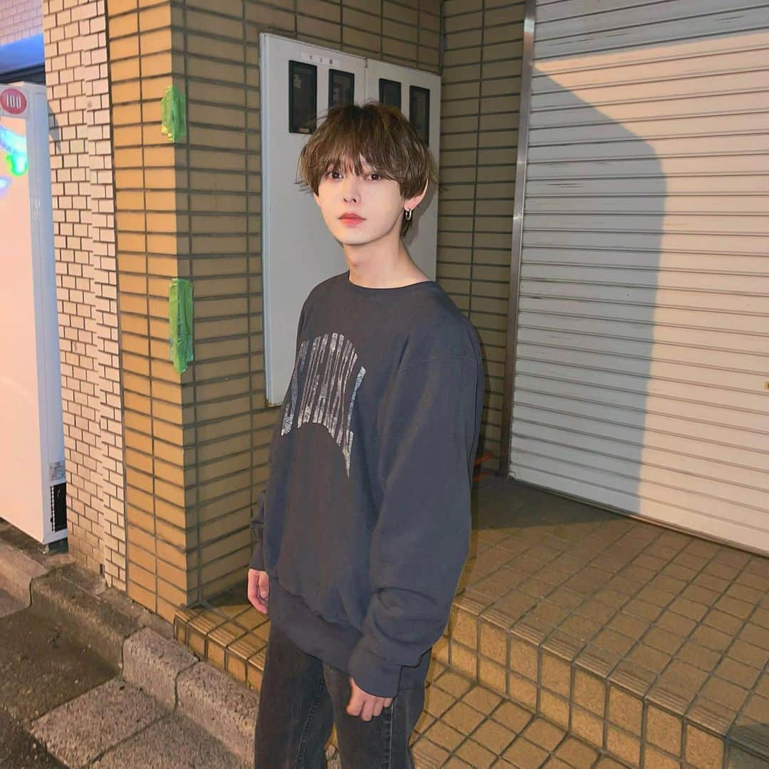 四季涼雅さんのインスタグラム写真 - (四季涼雅Instagram)「本日の私服。 最近はとてもゆるい。」10月17日 20時30分 - 9bic_ryoga