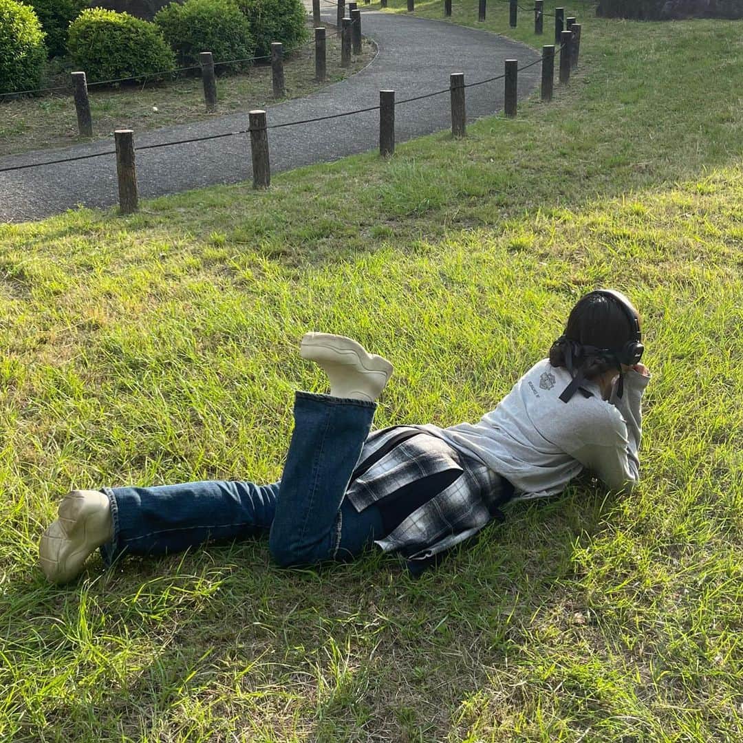 RUNA（竹田瑠奈）のインスタグラム：「頭のリボンがかわいいだった日🎀🌳」
