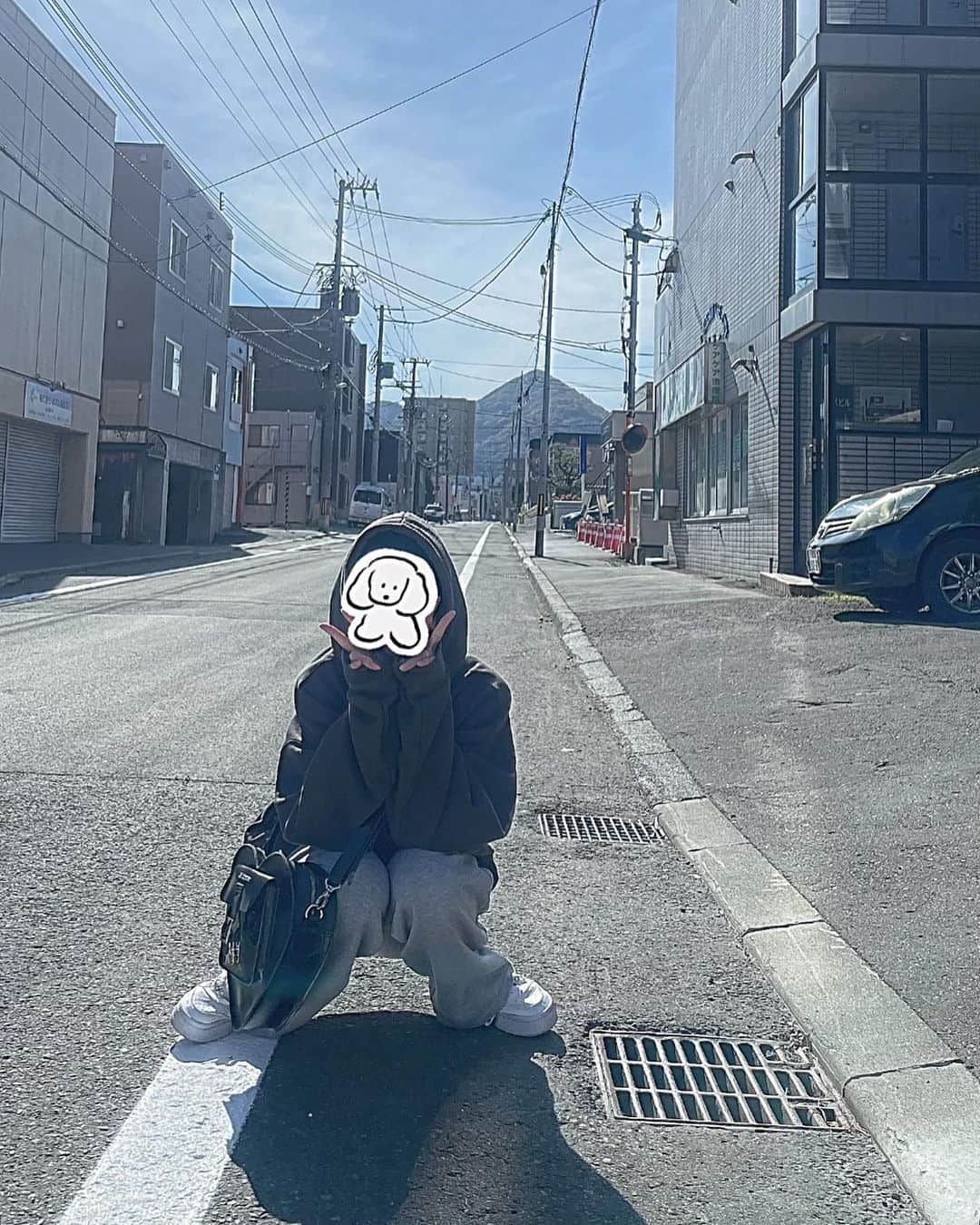 真城里帆さんのインスタグラム写真 - (真城里帆Instagram)「北海道の写真たち^ - ^ ．  ．  ．  #ボブ #黒髪ボブ #北海道」10月17日 21時07分 - riho_nonfic