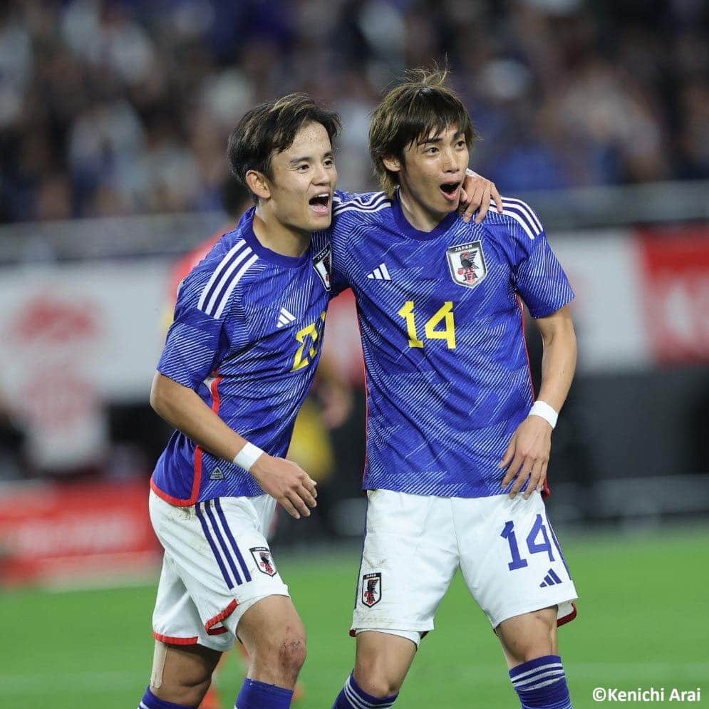 のインスタグラム：「🇯🇵 日本代表がチュニジアを下して6連勝！🔥 前半終了間際に #古橋亨梧 のゴールで先制した #日本代表。69分には #久保建英 の突破から #伊東純也 が追加点！その後、チュニジアに得点を許さず2-0で勝利、昨年6月の雪辱を果たした。(Photo: Kenichi Arai)  #soccer #football #kirinchallengecup #kirinchallengecup2023 #japan #jfa #samuraiblue #daihyo #サッカー #フットボール #サッカー日本代表 #⚽」