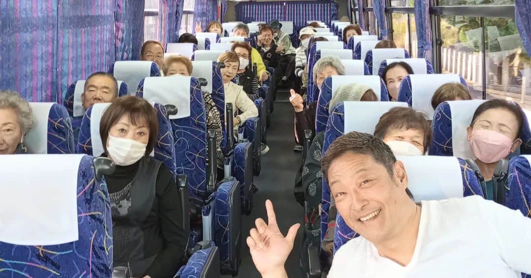 おおい大輔さんのインスタグラム写真 - (おおい大輔Instagram)「三谷温泉  楽しおましたー  寄り道しながら  大阪帰りまー #愛知県  #三谷温泉  #おおい大輔 #バス旅行」10月17日 12時31分 - ohi_daisuke
