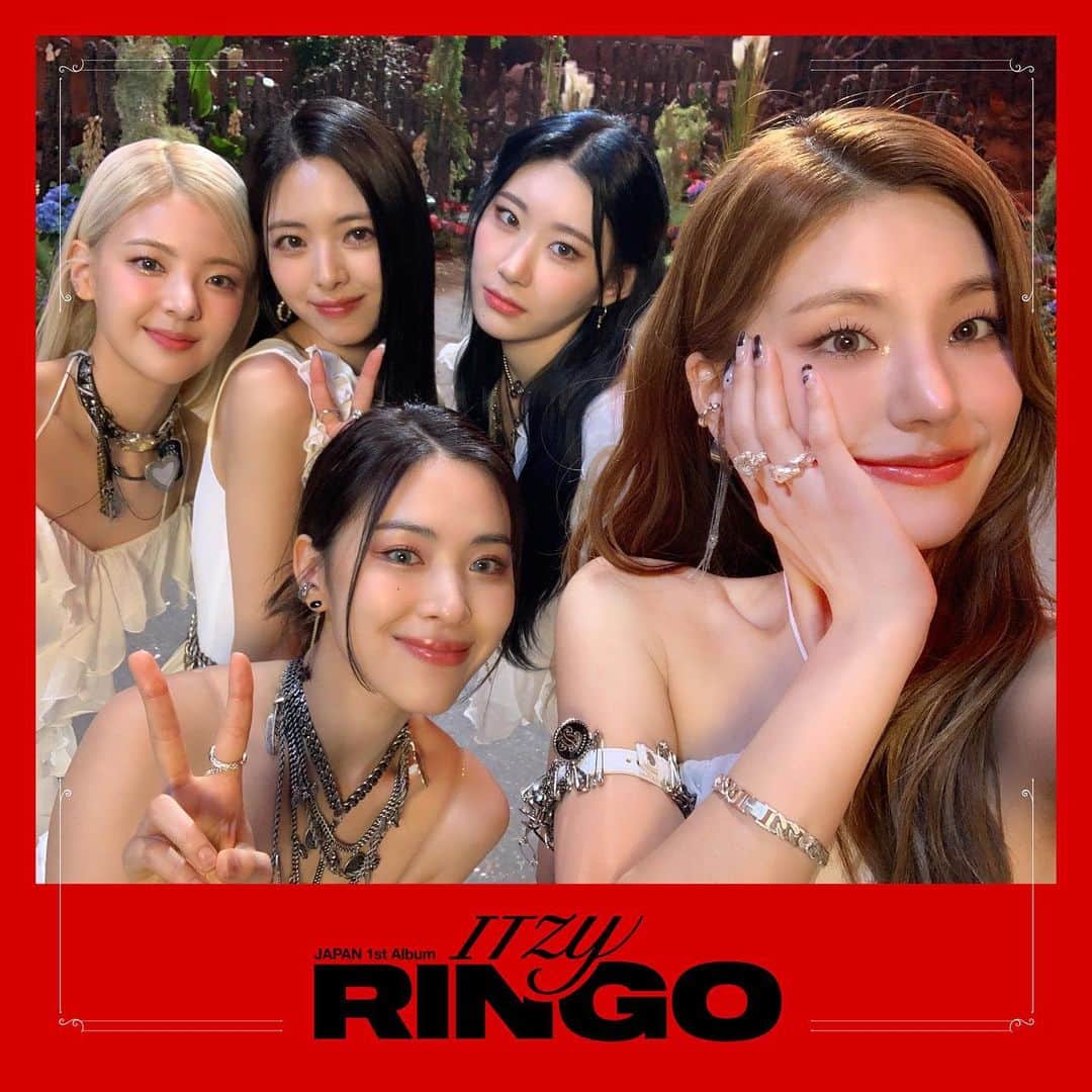 ITZYのインスタグラム：「. ITZY JAPAN 1st Album『RINGO』 2023.10.18(wed) Release  D-1🍎  #ITZY #RINGO #ITZY_RINGO」