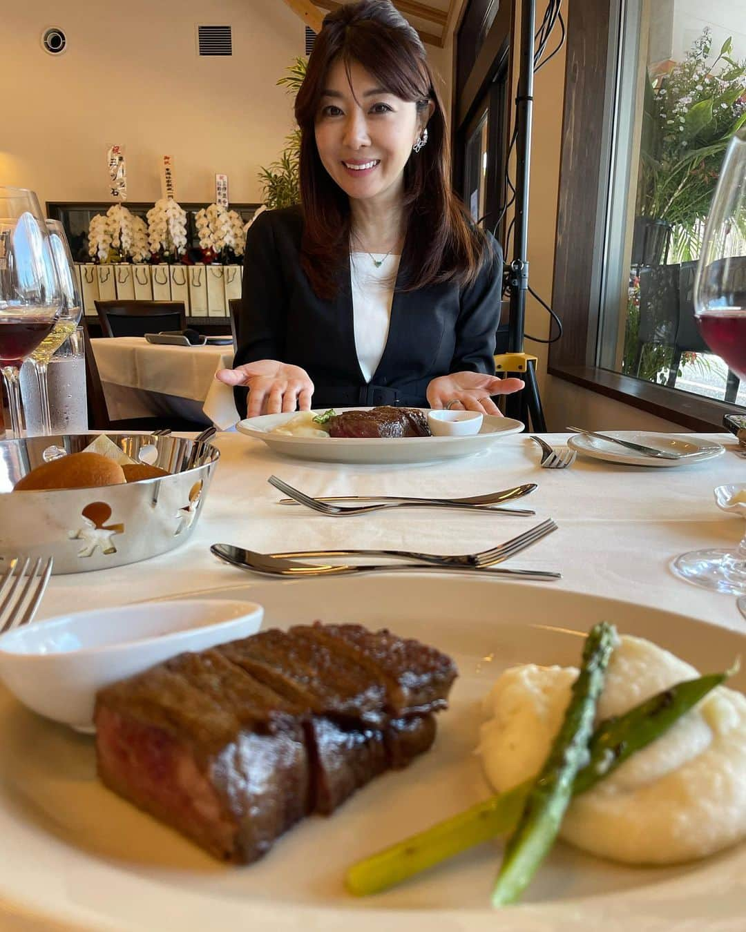 脇阪寿一さんのインスタグラム写真 - (脇阪寿一Instagram)「奏の森 Resorts 本日、2023年10月17日 グランドオープン㊗️  https://kanadenomori-resorts.jp  @kanadenomoriresorts   #伊豆  #伊東 #奏の森リゾート  #奏の森resorts  #bbq  #グランピング  #ステーキハウス #蕎麦  #マルシェ #パン屋  #カフェ」10月17日 14時08分 - juichiwakisaka