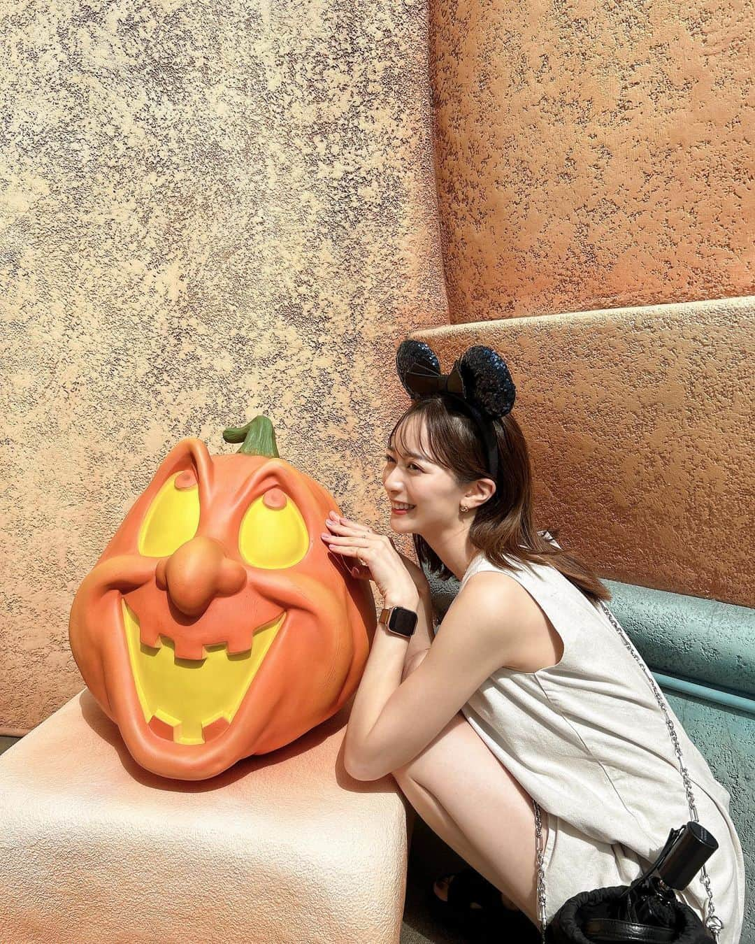 農海姫夏さんのインスタグラム写真 - (農海姫夏Instagram)「今年は結構Disney行けてる🏰🤍 ハロウィンだった🎃👻 ・ ・ #Disney #ハロウィン」10月17日 15時29分 - hina_noumi