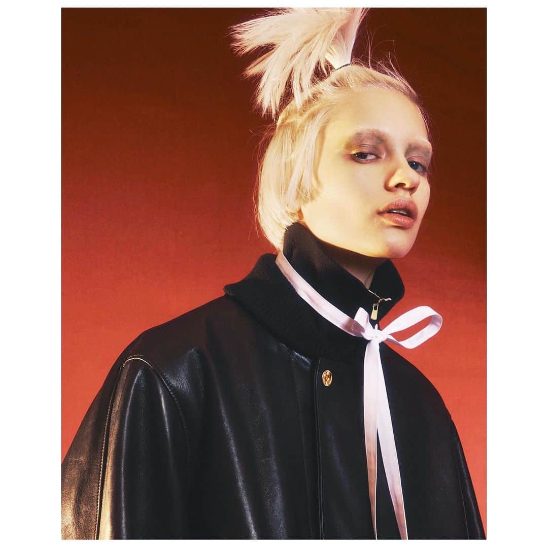 TEPPEIのインスタグラム：「…  ⁡ semoh 2023aw @semoh_official  ⁡ Direction,Styled by TEPPEI  Shot by @kizennn  Hair&Makeup by @mukai_daisuke」