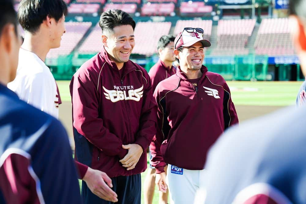 東北楽天ゴールデンイーグルスさんのインスタグラム写真 - (東北楽天ゴールデンイーグルスInstagram)「⚾️  今江敏晃監督就任会見を行いました🎤✨✨  #rakuteneagles #今江敏晃」10月17日 15時33分 - rakuten_eagles