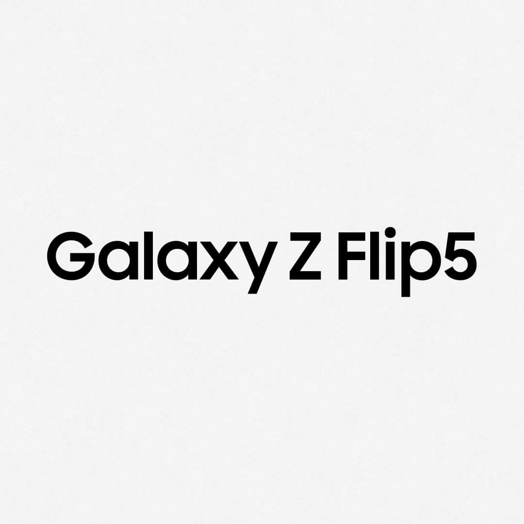 のインスタグラム：「#GalaxyZFlip5 は、あなたの個性を表現できる4つのカラー展開！  💚ミント 🖤グラファイト 🤍クリーム 💜ラベンダー  皆さまはどのカラーが気になりますか？」