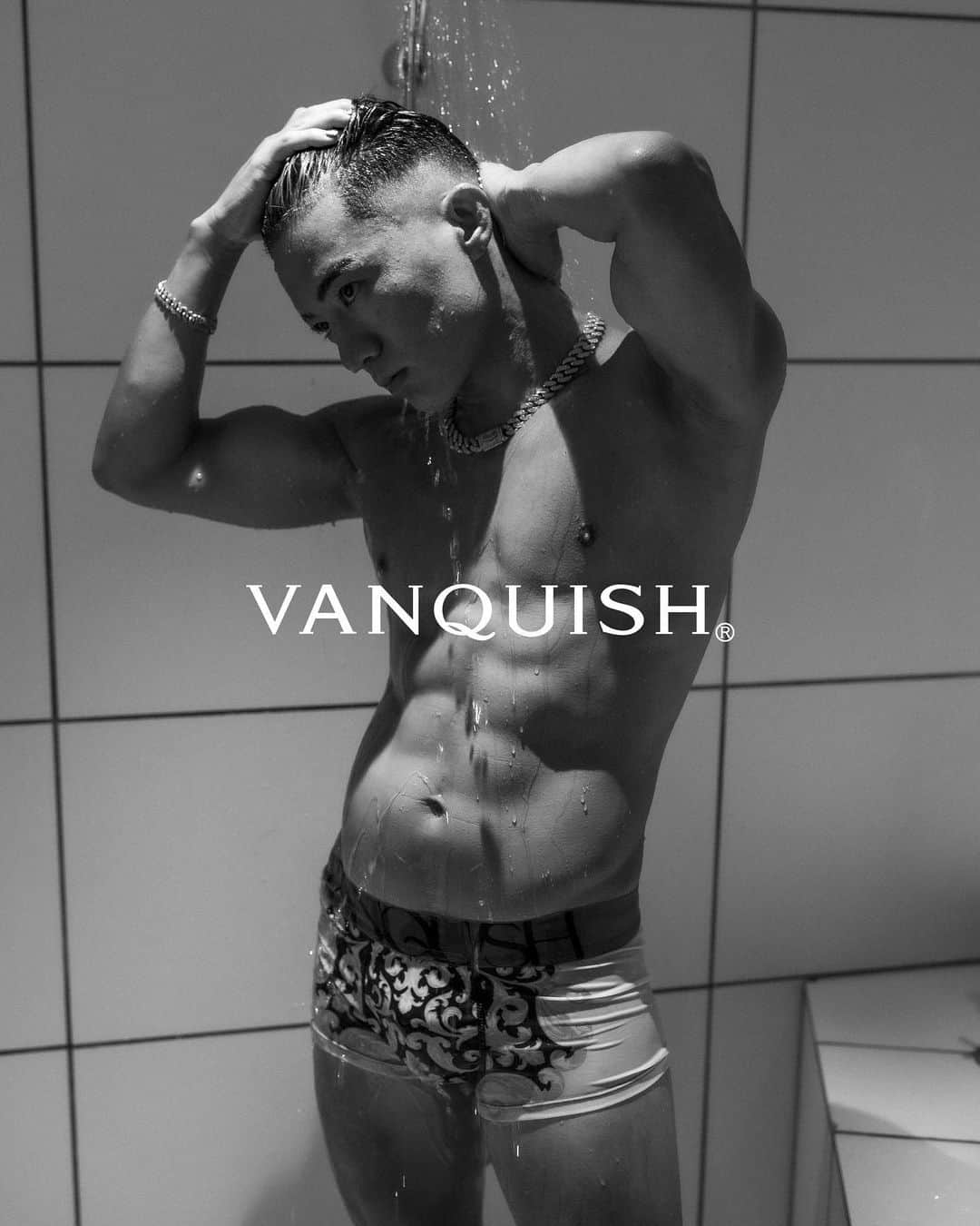 ヴァンキッシュのインスタグラム：「VANQUISH Winter Collection 2023.  Available Now.  ▪️Golden Ornament Design Underwear[VUW152]  #vanquish」