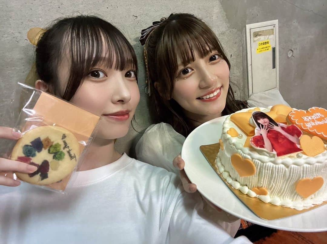 奥村優希さんのインスタグラム写真 - (奥村優希Instagram)「ゲストで来てくれた 大好きなメンバーちゃんたち🫶🏻🌼  ×純文学少女歌劇団のメンバーです🐇⚜️🧹🔦🎹  他にも美海、せな、ふたば、なっちゃん、大切な仲間がいます☂️🧳💐🍎  みんなだいすき！！！」10月17日 15時50分 - _yu_1006