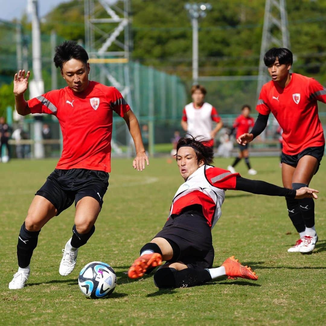 京都サンガF.C.のインスタグラム：「🔥🔥🔥 #sanga #京都サンガ  #超感動 #RevUp」