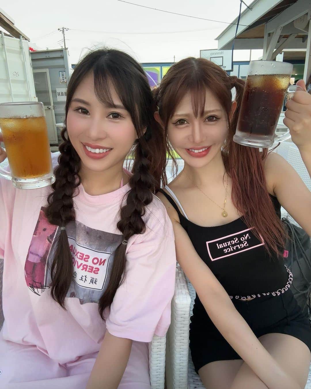 柊木里音のインスタグラム：「夏の思い出💓👙  @momo_burlesque_annex_yavay   海よりお寿司屋さんの方が行ってて 顔覚えられてて面白かった🍣笑  海、風強すぎたなぁ💨  @fr2ume 梅コーデ🌸」