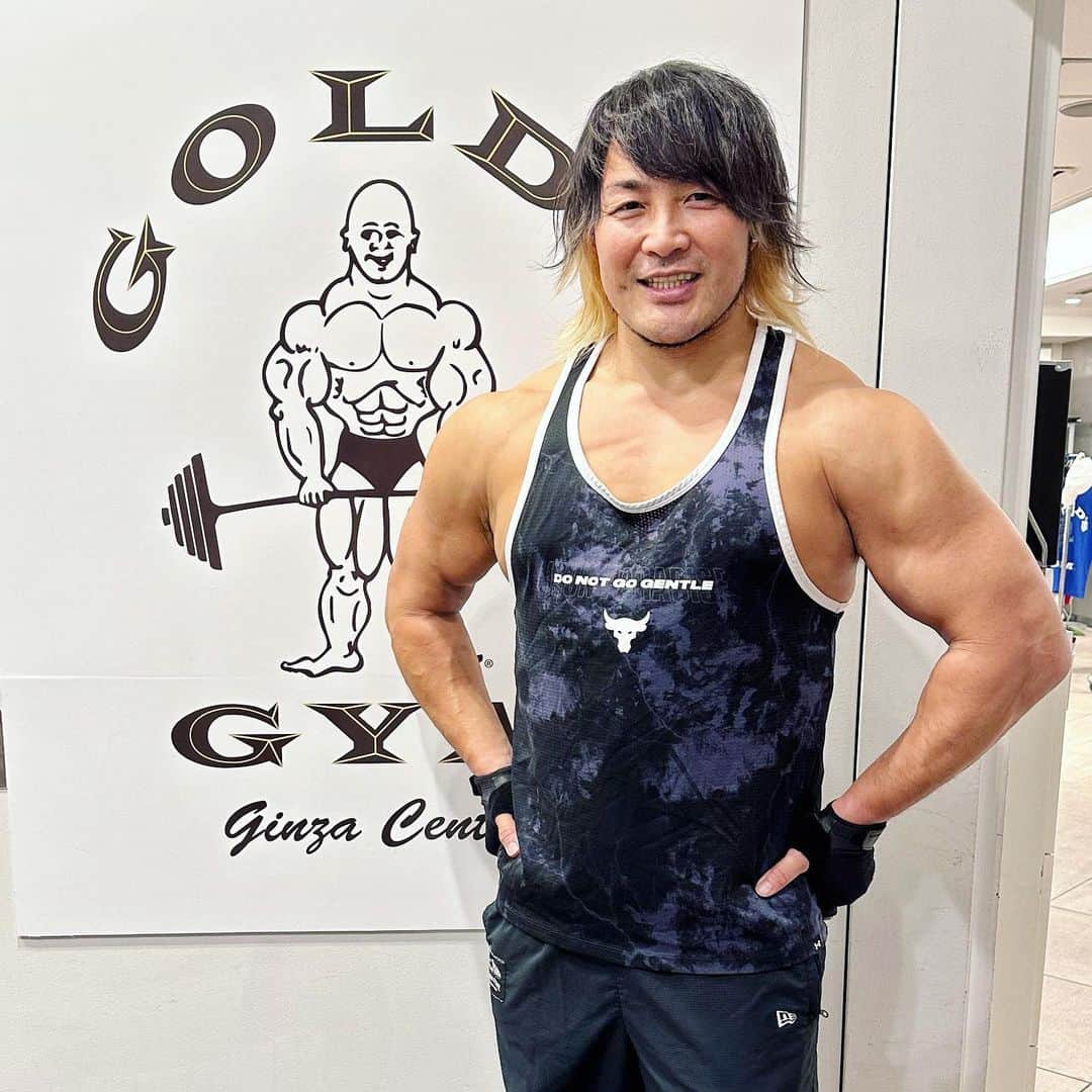 棚橋弘至さんのインスタグラム写真 - (棚橋弘至Instagram)「#肩トレ  #shoulderworkout  #ゴールドジム銀座中央   🍈(￣(工)￣)🍈」10月17日 16時08分 - hiroshi_tanahashi
