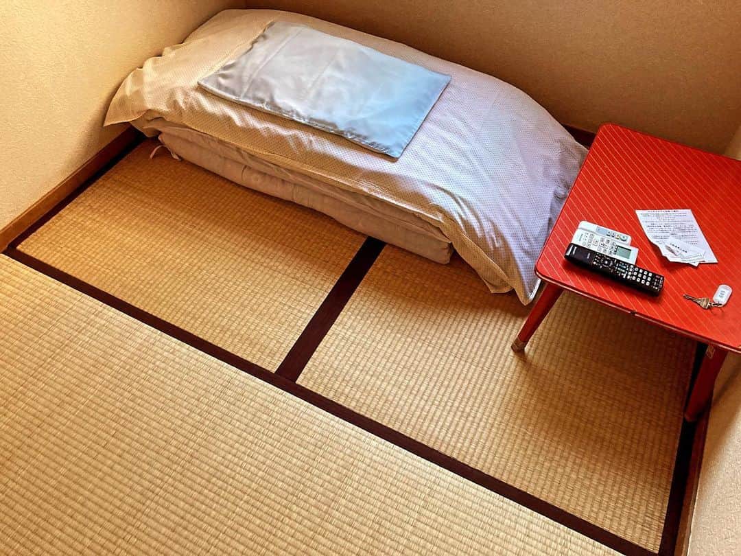 KOOさんのインスタグラム写真 - (KOOInstagram)「西成ホテル加賀、、  気に入った」10月17日 16時25分 - koojazz
