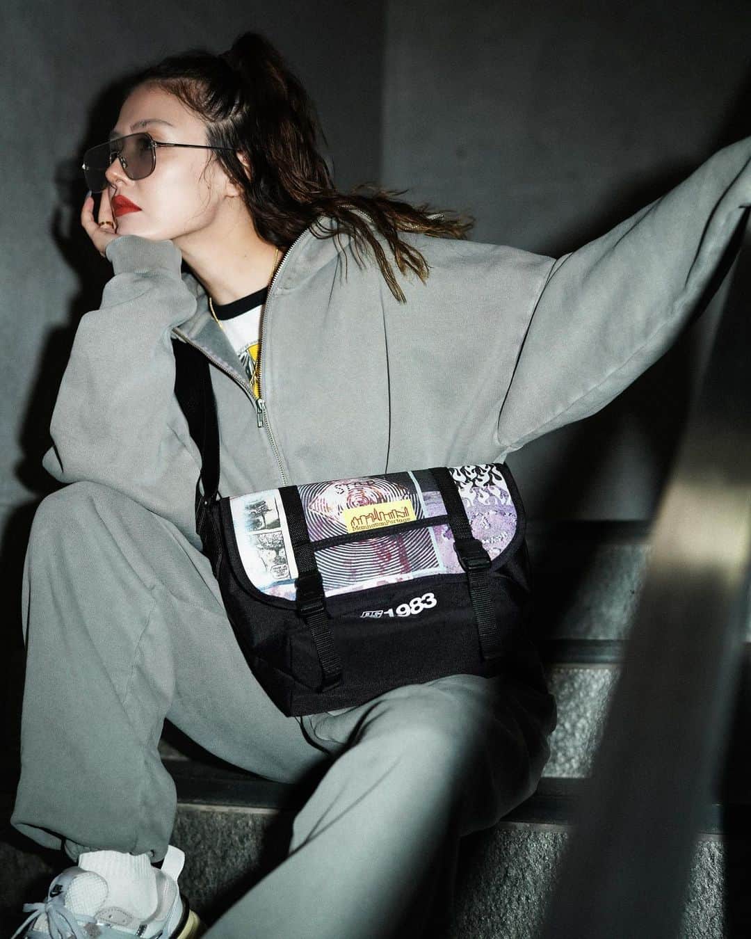 Niinaさんのインスタグラム写真 - (NiinaInstagram)「@petersutherland ✖️ @mp_japan  bag🎨 #ManhattanPortage #pr  #マンハッタンポーテージ」10月17日 17時14分 - niina__official