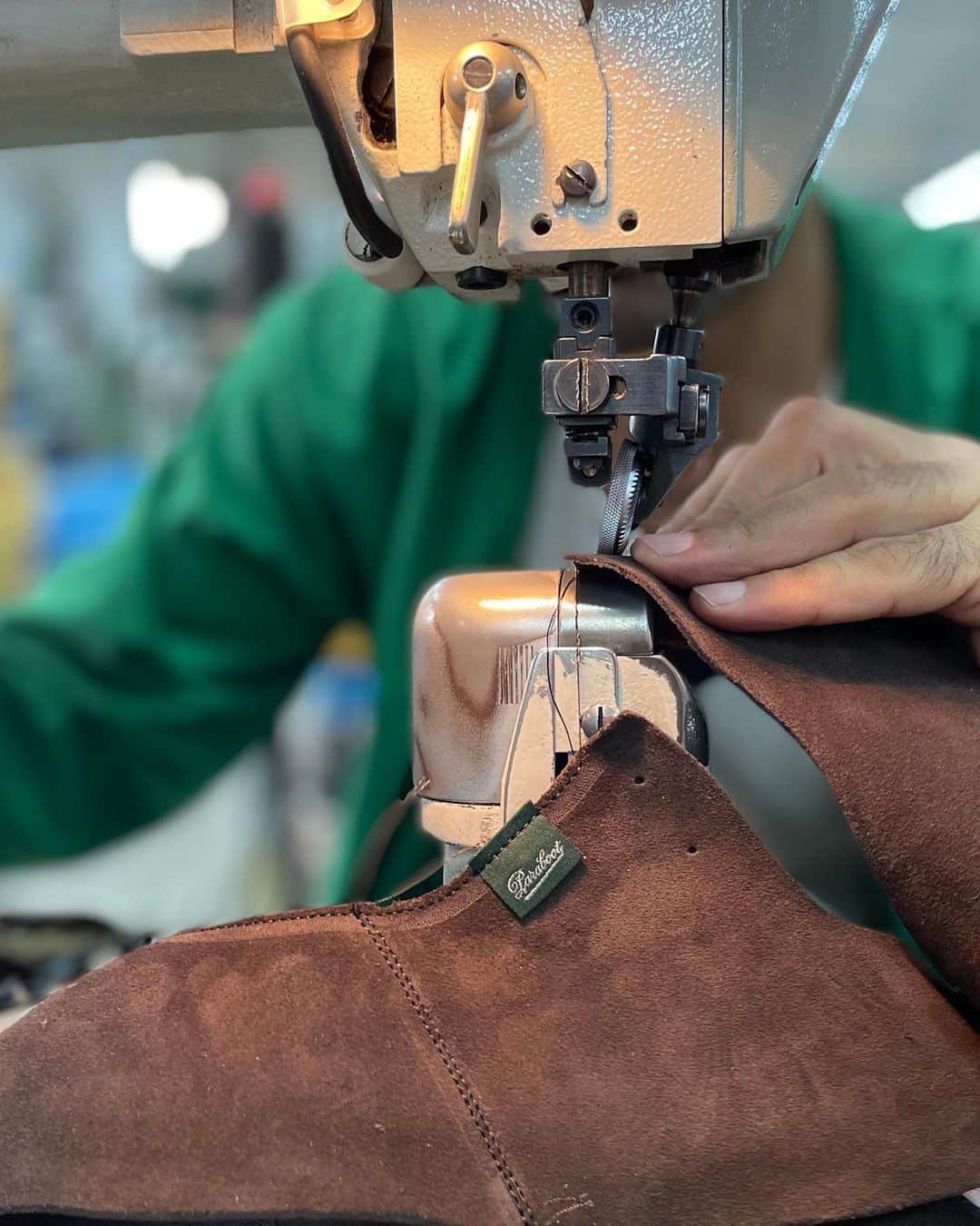 のインスタグラム：「Paraboot x Sunspel. A collaboration that celebrates modern craftsmanship, the exclusive @paraboot x @sunspelclothing Micka Shoe unites Paraboot’s shoemaking expertise with Sunspel's commitment to soft, unstructured fabrics.   Available to purchase online at sunspel.com and in Sunspel Chiltern Street and Redchurch Street stores now.」