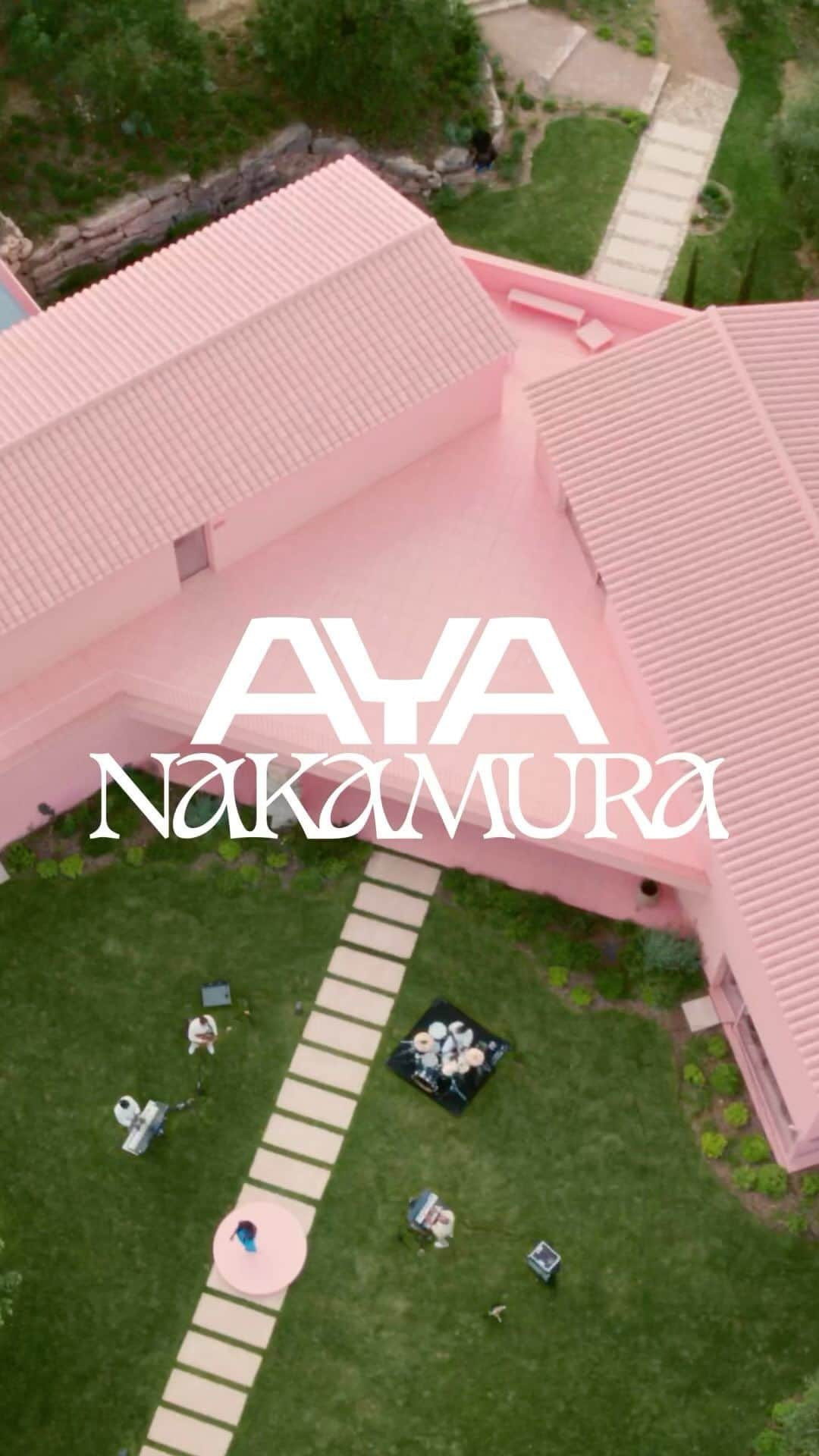 のインスタグラム：「Aya Nakamura, live at the Domaine De La Rose. Coming soon, exclusively on YouTube. 18.10.2023  @ayanakamura_officiel #Lancome #LancomexAya #AyaNakamura #DomaineDeLaRose」