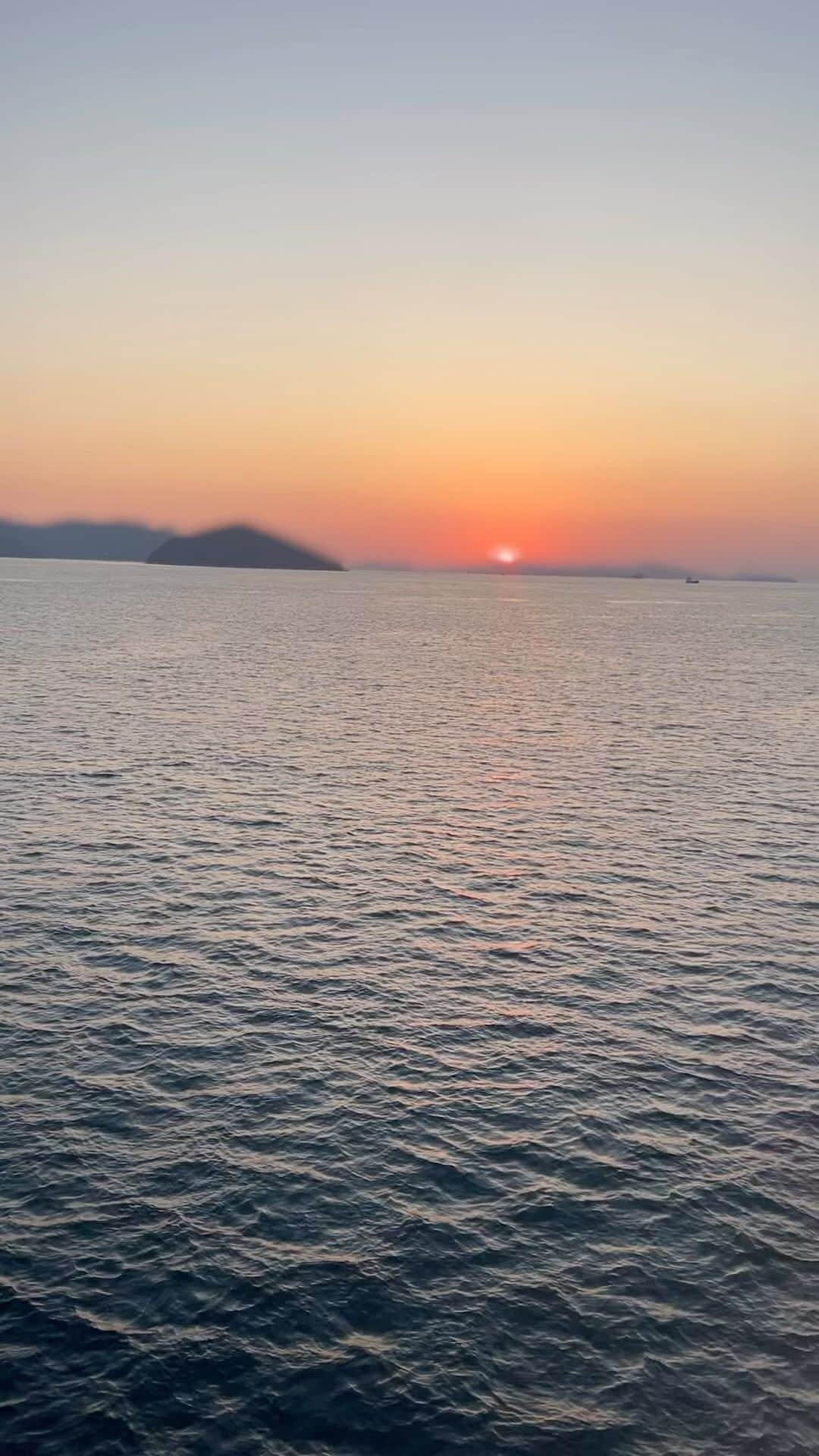 花澄のインスタグラム：「直島からの帰り。」