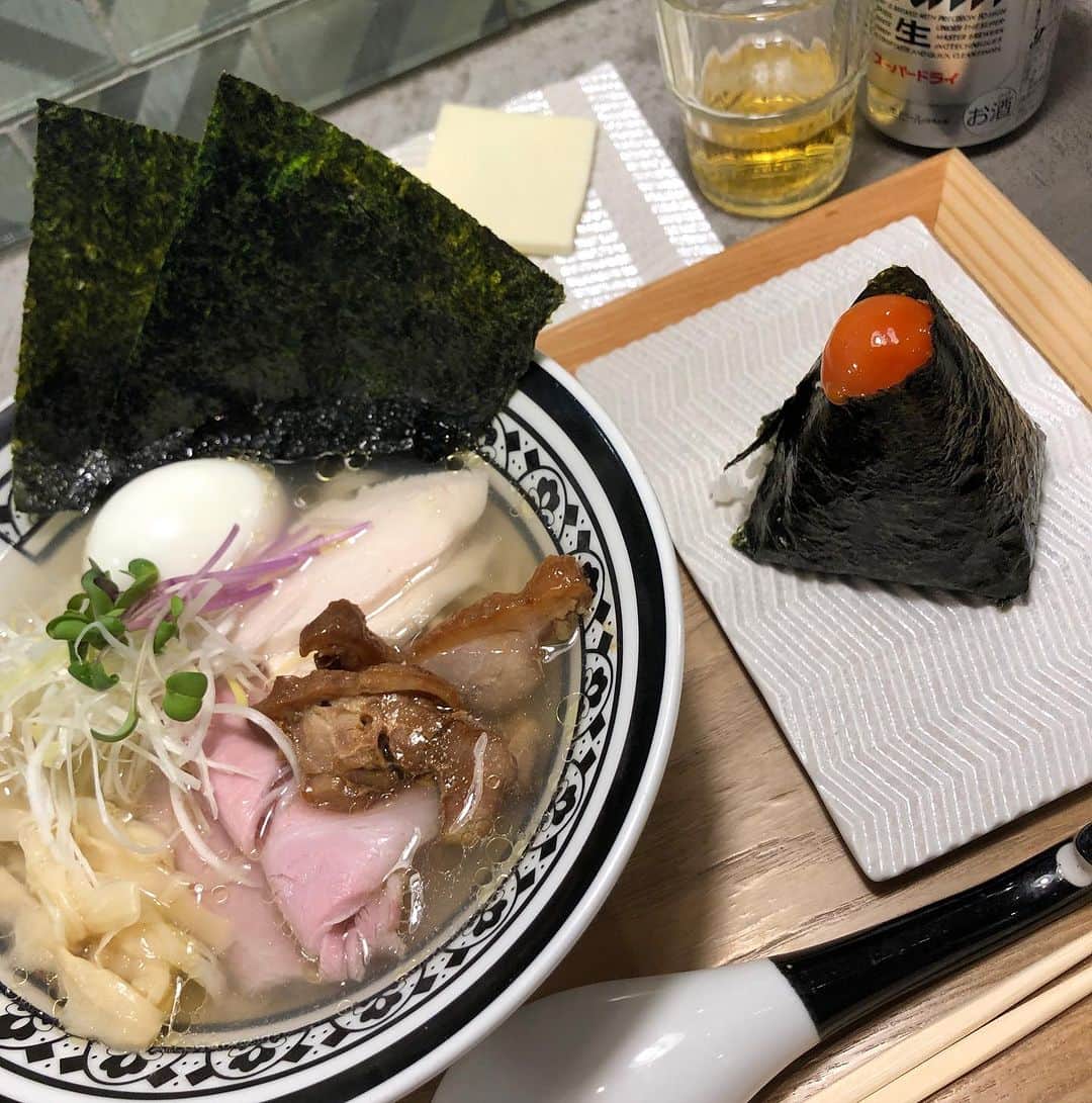 金剛地武志のインスタグラム：「Rahmen&Onigiri Eddie で #onigiriaction の後、韓国映画。」