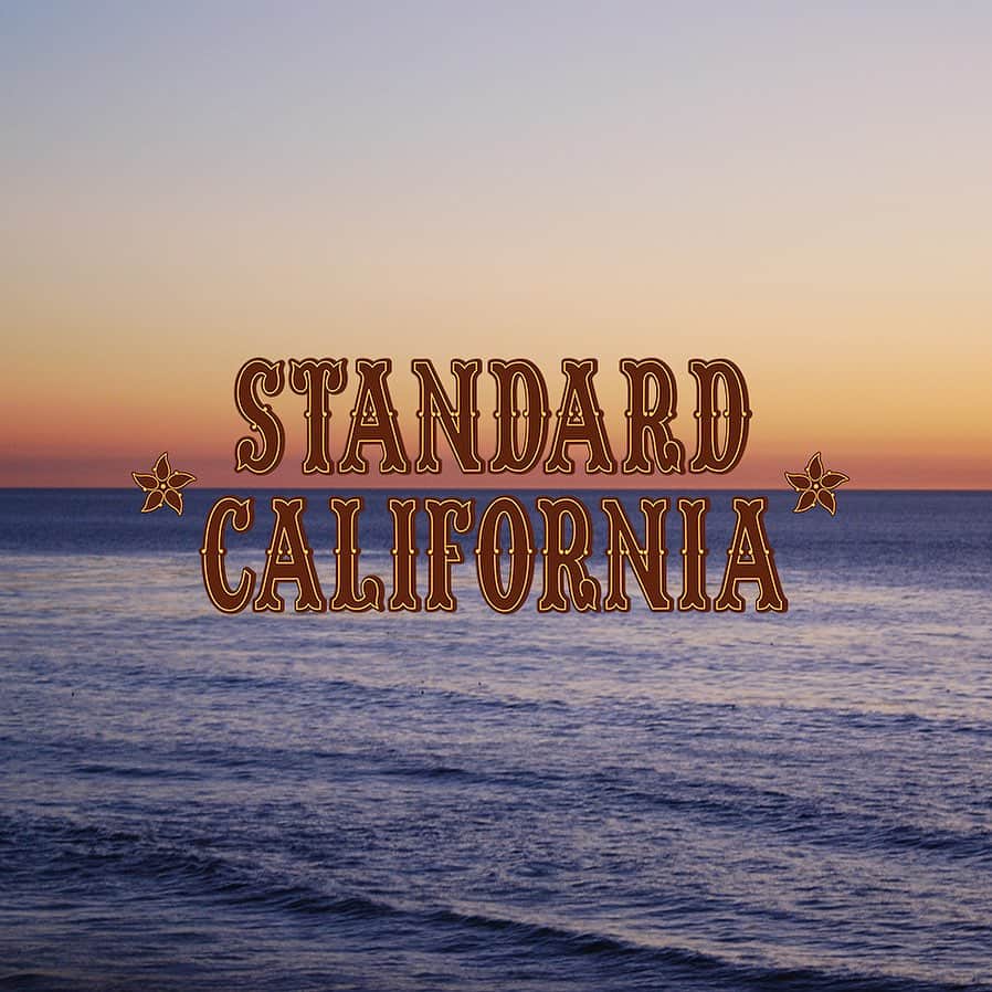 のインスタグラム：「明日10/18(水)はStandard Californiaは定休日です。 Officia Online Storeは営業しておりますので是非ご利用ください。  We are regularly closed on Wednesdays. We are lookingforward to seeing you on Thursday.  https://shop.standardcalifornia.com  #standardcalifornia #スタンダードカリフォルニア  #internationalshipping  #overseashipping  #worldshopping  #worldshoppingjp」