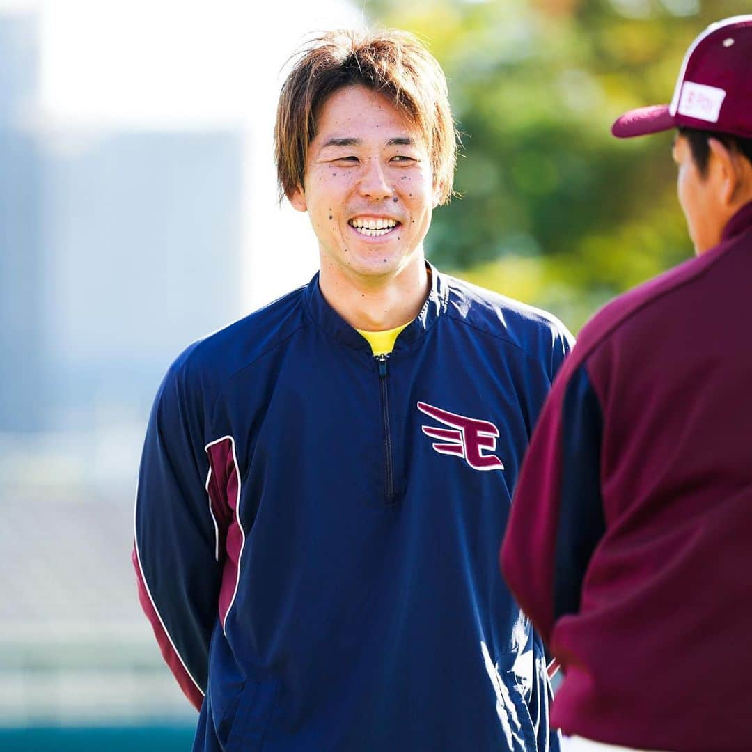 東北楽天ゴールデンイーグルスさんのインスタグラム写真 - (東北楽天ゴールデンイーグルスInstagram)「⚾️  秋季練習がスタート🏟️☀️ 初日の今日は勢揃いでした🤝🏼  #rakuteneagles #田中将大 #松井裕樹 #鈴木翔天 #内星龍 #浅村栄斗 #荘司康誠  #鈴木大地 #岸孝之 #岡島豪郎 #渡辺翔太 #阿部寿樹 #島内宏明」10月17日 19時00分 - rakuten_eagles