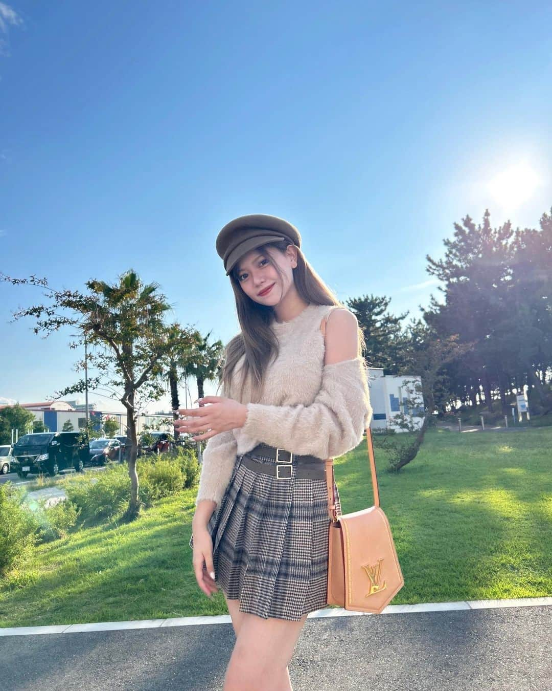 西川樹里さんのインスタグラム写真 - (西川樹里Instagram)「🍂🤎  #ootd #instalike #instafashion #redot」10月17日 19時09分 - jurichaan1116