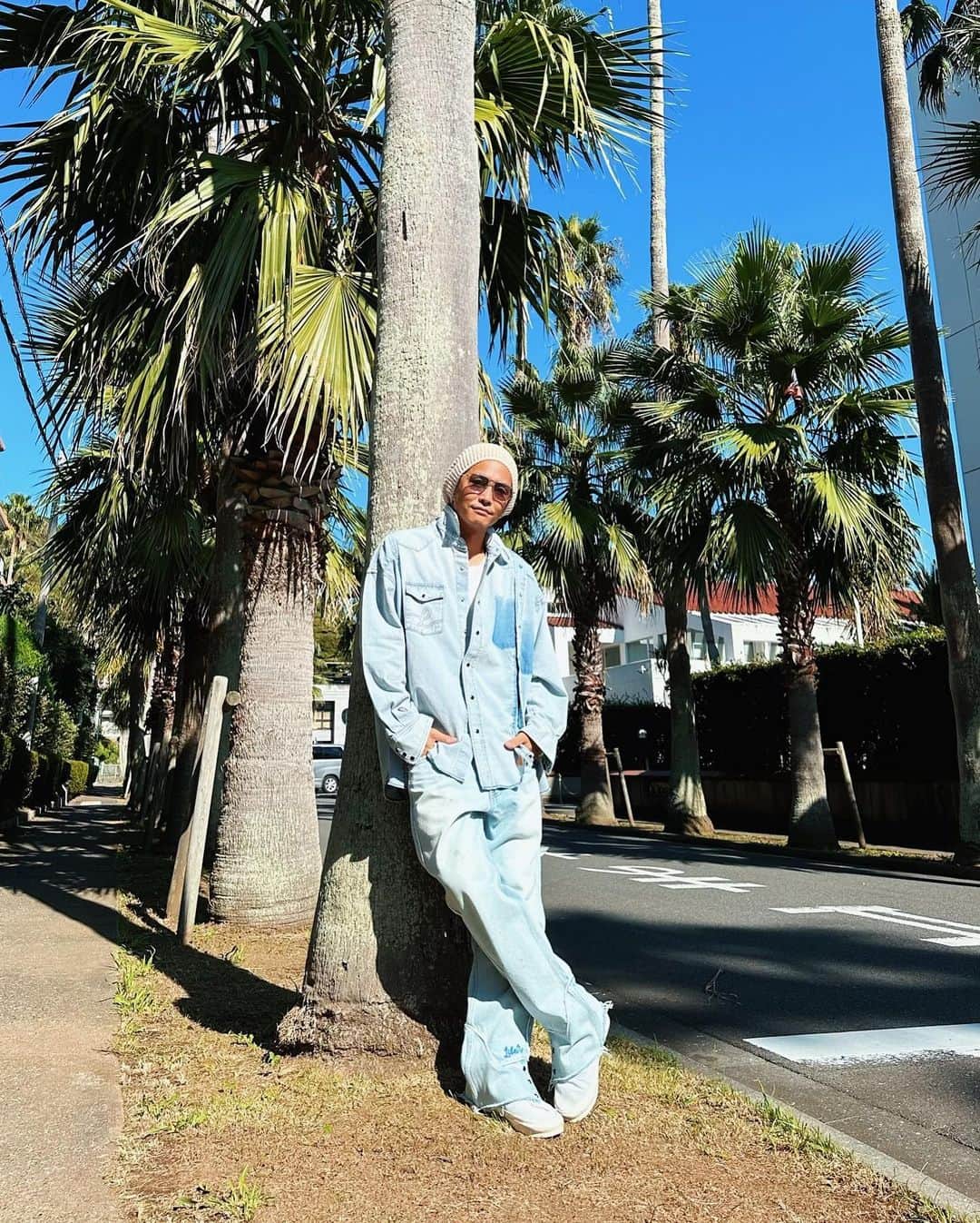 大志（DOWBL）のインスタグラム：「なんとなく海っぽいコーデ🌴  #LIBEIRO」