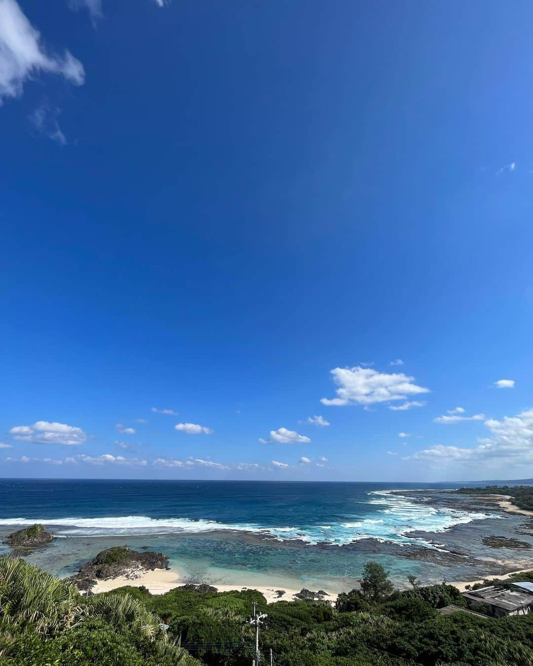 高橋みなとさんのインスタグラム写真 - (高橋みなとInstagram)「次はサーフィンもしたい🏄‍♀️ #板持って行ったのにノーサーフ」10月17日 19時31分 - minaaaaato