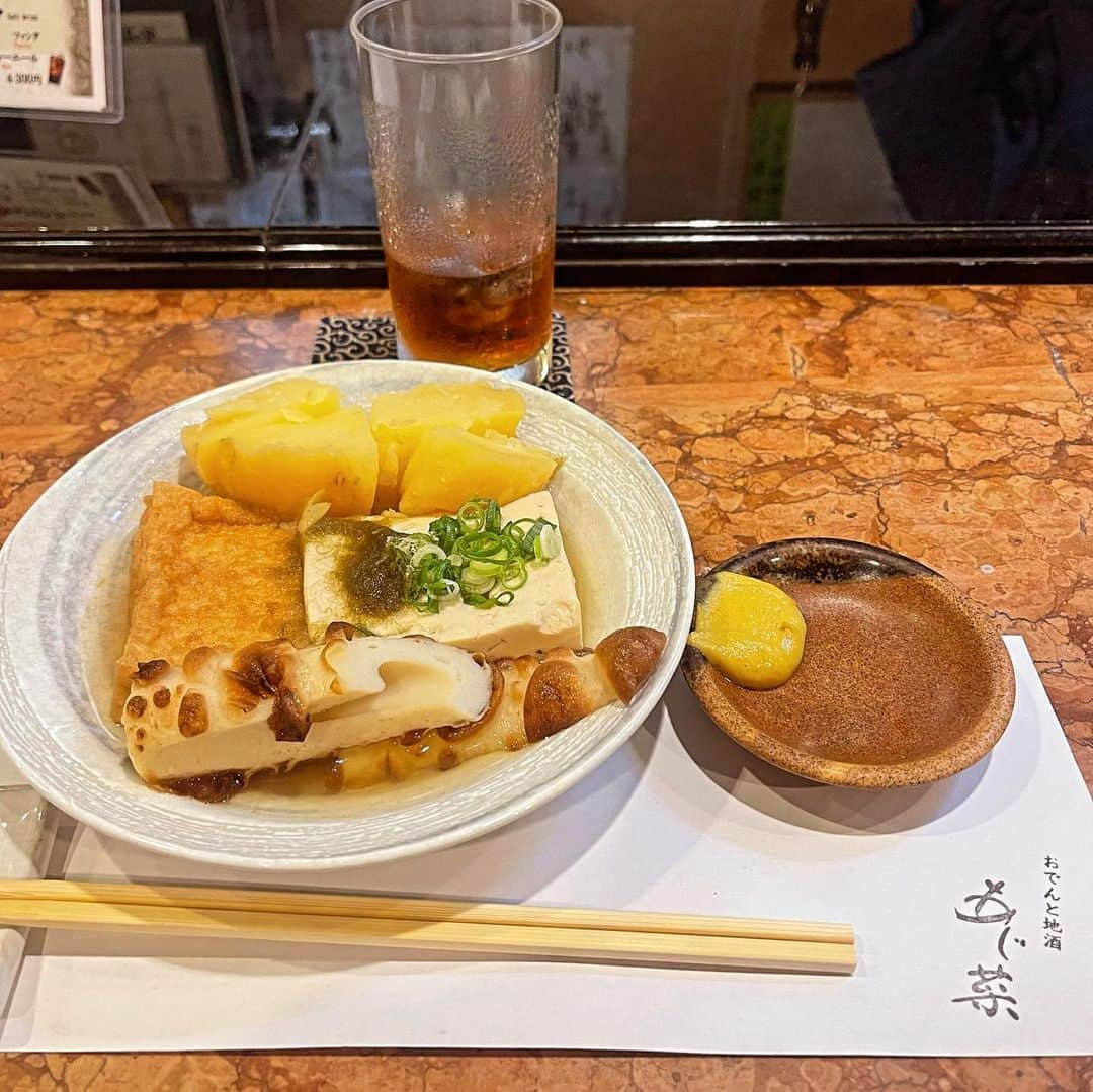 アレンさんのインスタグラム写真 - (アレンInstagram)「大阪のぉでん🍢も、出汁がゥマかｯたぁ〜❣️❣️❣️ 福岡のコクリァ（小倉）の大太鼓も激ウマ❤️👅✨だ㌔…💋✨😋  #アレン様 #グルメスタグラム #大阪グルメ #グルメ旅 #和食 #おでん屋 #おでん🍢 #激ウマ  #関西グルメ #関西カフェ #大阪観光 #大阪カフェ #大阪ディナー  #アレン様が全て正しいでございます  #アレン様大先生に逆らった者が地獄へ堕ちてゆくのを私はこの目で見た感じた思い知った  #osakajapan #osakafood #japantravel #japanfood #japantrip #japan_of_insta #japanesefood #oden #delicious😋 #foodie #foodstagram #allenjapan」10月18日 5時52分 - allen_japan_official