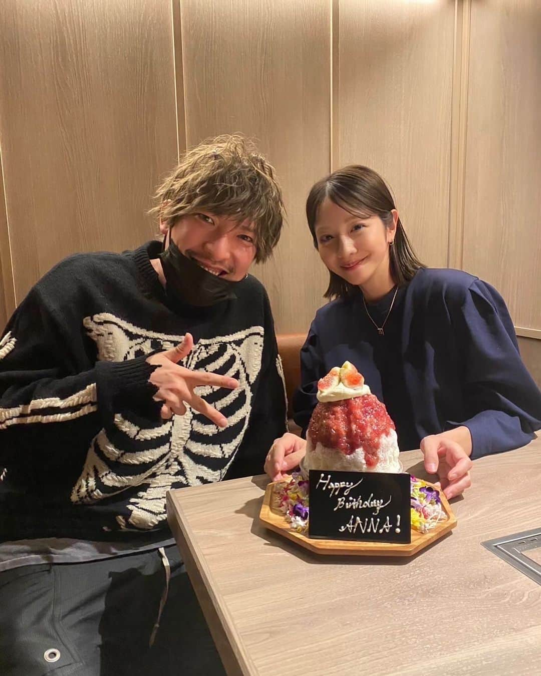 本郷杏奈さんのインスタグラム写真 - (本郷杏奈Instagram)「また一つ歳を重ねました✨ 来年は👶も一緒にお祝いかな🥂 最近は2人の時間を大切にしてます😉  最近、更新できてませんが 元気に過ごしてます🫶」10月17日 21時32分 - annahongou