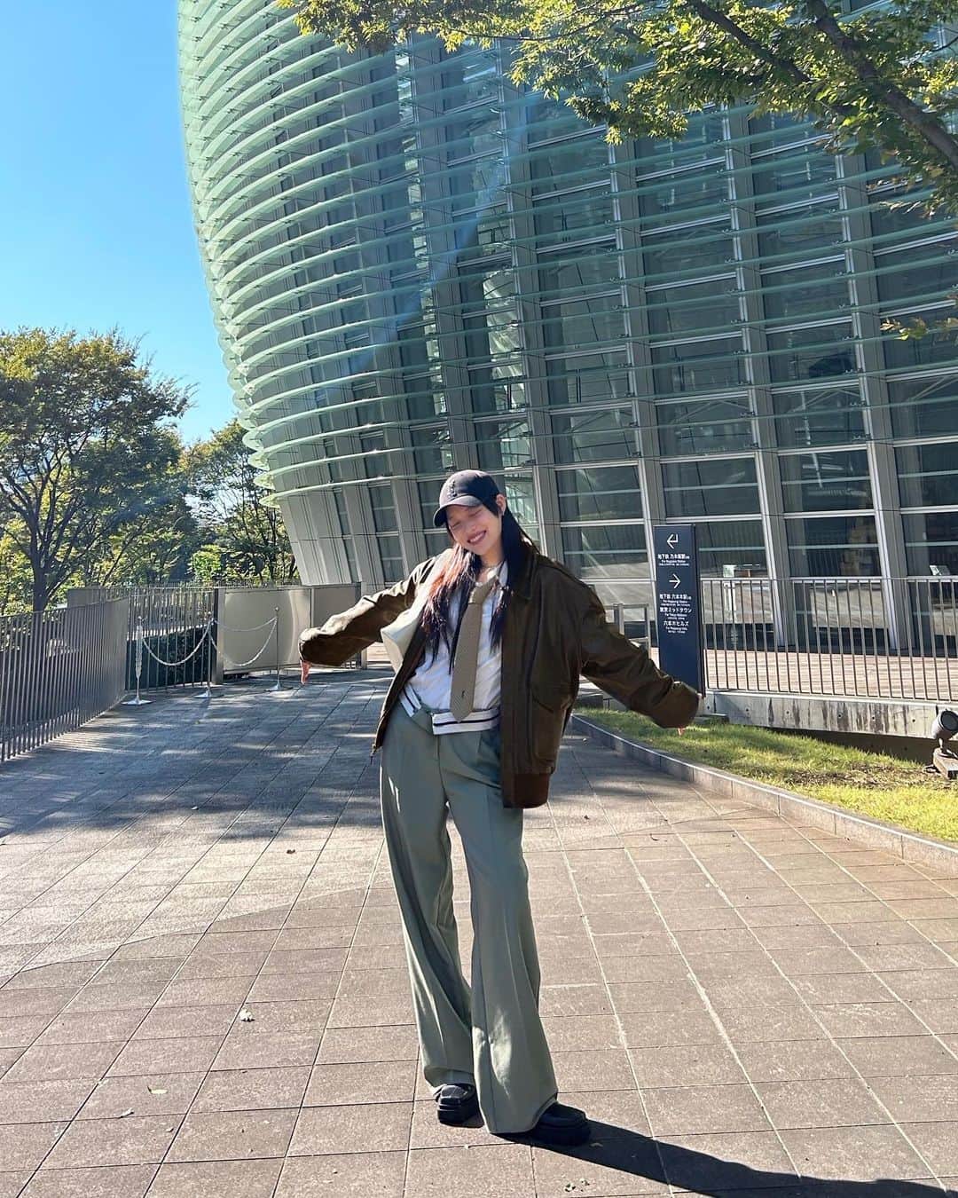 江崎ななほのインスタグラム：「秋服着れるの最高ダネ」