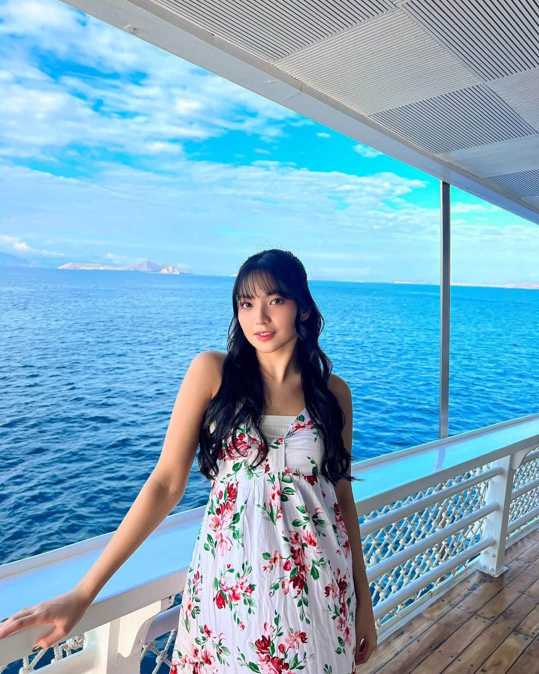 シャニア・グラシアのインスタグラム：「thankyou so much @ayanakomodo @ayanalakodia 🩵」