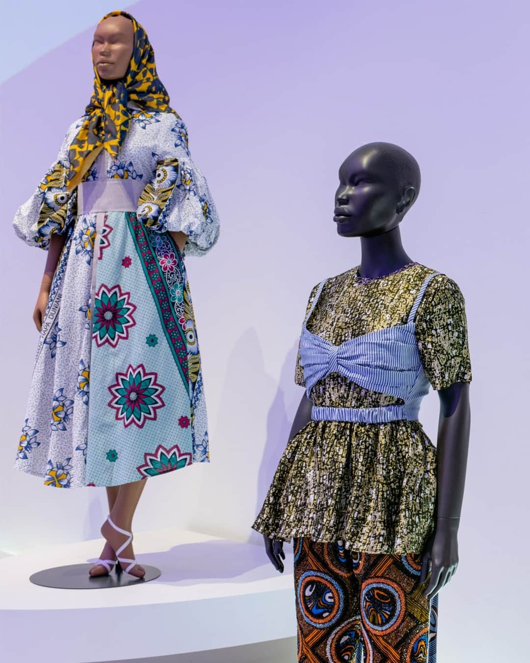 ブルックリン美術館さんのインスタグラム写真 - (ブルックリン美術館Instagram)「“I am not African because I was born in Africa, but because Africa was born in me.” Kwame Nkrumah, Prime Minister and President of Ghana, 1958⁠ ⁠ In the final section of Africa Fashion (pictured here), you are surrounded by twenty-first-century creativity from designers based in Africa, Europe, and the United States. African fashion creatives today are charting their own course, pushing boundaries, and opening up conversations around culture, race, gender, and sexuality while challenging assumptions about who Africans are and what African fashions can be.  ⁠ See the artisanal craftsmanship and cutting-edge design during this final week of #AfricaFashionBkM with extended hours throughout the weekend. Learn more at the link in our bio.⁠ ⁠ 📷 Installation view, Africa Fashion. Brooklyn Museum, June 23–October 22, 2023. (Photo: Danny Perez)⁠ ⁠ #BrooklynMuseum #AfricaFashion #fashion #nyc」10月17日 22時00分 - brooklynmuseum