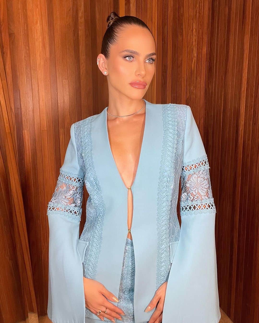 Wanda Grandiのインスタグラム：「Ter um sonho todo azul, azul da cor do mar … 💙🦋🧞‍♂️💎🐟💙💦🌠🧞‍♂️」