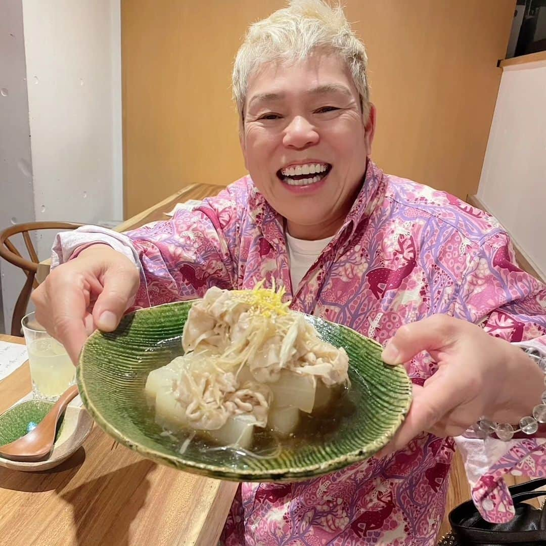 神取忍さんのインスタグラム写真 - (神取忍Instagram)「【MOTOI】 創作料理店 本日、開店です(^^) 神保町A4出口から近くなんだよね! 和食も洋食も美味しかったなぁ!! まだまだ、食べてないメニューが あるので、 楽しみだー🎵 食材にもお皿にも かなりこだわっているので、 大満足でした!! #motoi #創作料理 #神保町 #和食 #洋食 #神取忍 #プロレス」10月17日 22時35分 - shinobukandori