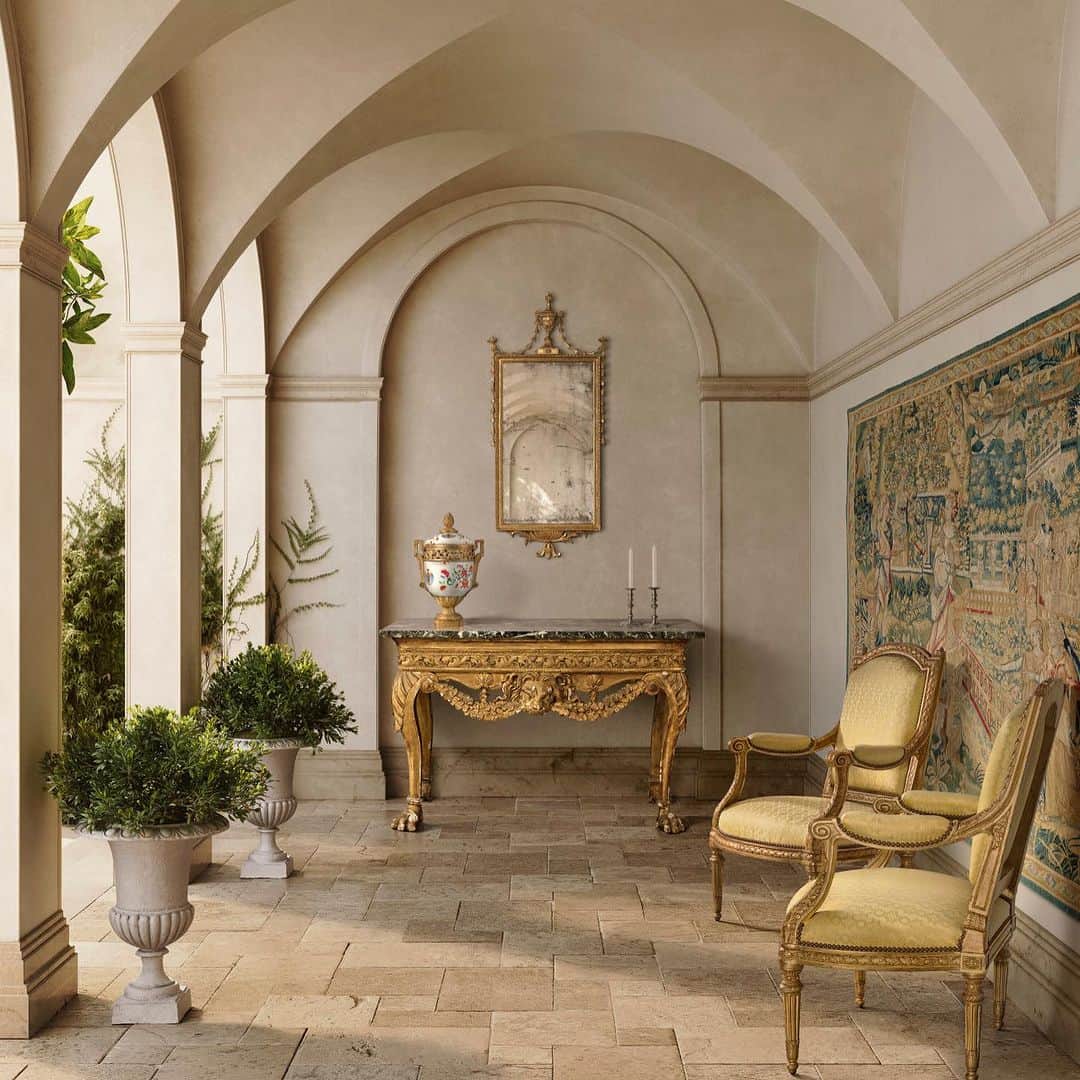 クリスティーズのインスタグラム：「This October, The Collector returns to Christie's London, New York and Paris as the international platform for connoisseurs and collectors of Decorative Arts.⁣ ⁣ The sales are brought to you as a three-part series, with all lots opening for bidding on 13 October and closing consecutively by sale location on 31 October, 1 November, and 3 November. ⁣ ⁣ The Collector includes important European, English and 19th-century furniture, porcelain, silver, gold boxes and works of art dating from the 16th to the 20th century, all of which highlight the enduring craftsmanship and beauty of exceptional works of art.⁣ ⁣ 🗓 Sale Dates:⁣ The Collector: London | 13-31 Oct 2023.⁣ The Collector: New York | 13 Oct-1 Nov 2023.⁣ The Collector: Paris | 13 Oct - 3 Nov 2023.⁣ ⁣ #TheCollector #ChristiesNewYork #ChristiesParis @christiesparis @christiesinteriors⁣」