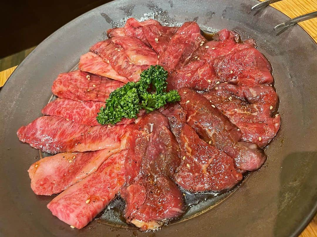 安森彩那さんのインスタグラム写真 - (安森彩那Instagram)「ぬんちゃれすごんざえもん☀️ お肉パワーつけて、 良き話もできて、 明日からまたがんばルンティ🔥🔥🔥 - あやすみなさい^>~<^zzz -  #焼肉 #肉 #ホルモン #焼き肉 #牛タン #ハラミ #yakiniku #お肉 #美味しい #グルメ #タン #東京 #肉寿司 #美味しかった #幸せ #肉スタグラム #ありがとう#感謝#GRL#グレイル」10月17日 22時56分 - ayana.y_official