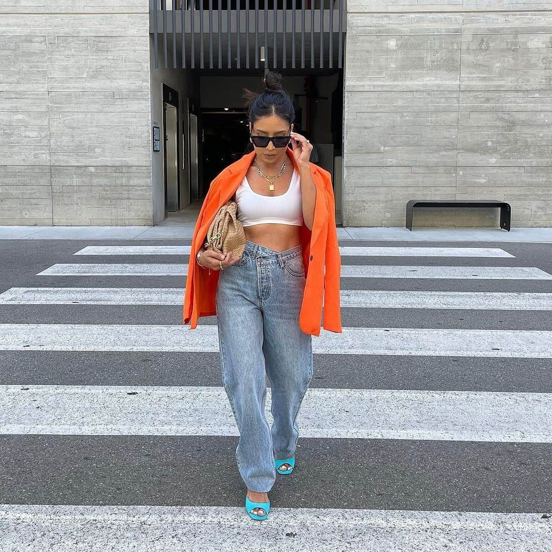 SHEINのインスタグラム：「Behold the bold 🙌🧡 @eveebabee  🔎2883588  #SHEIN #SHEINforAll #SHEINstyle #fashion #chic」