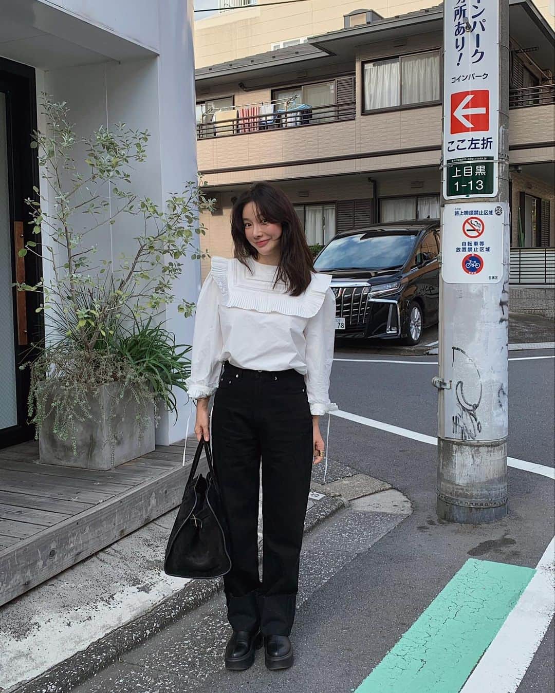 nanaさんのインスタグラム写真 - (nanaInstagram)「얼굴이 핑쿠얏🧏🏼  #나나는도쿄여행중」10月17日 23時10分 - luv__ribbon