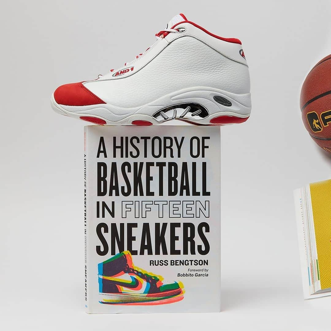 アンドワンのインスタグラム：「Get ready for an epic journey through sneaker history. We sat down with @RussBengtson to discuss his NEW book, "A History of Basketball in Fifteen Sneakers.”  On the AND1Life blog now 🔗 in bio   #and1 #and1basketball #and1taichi #workmanpub」