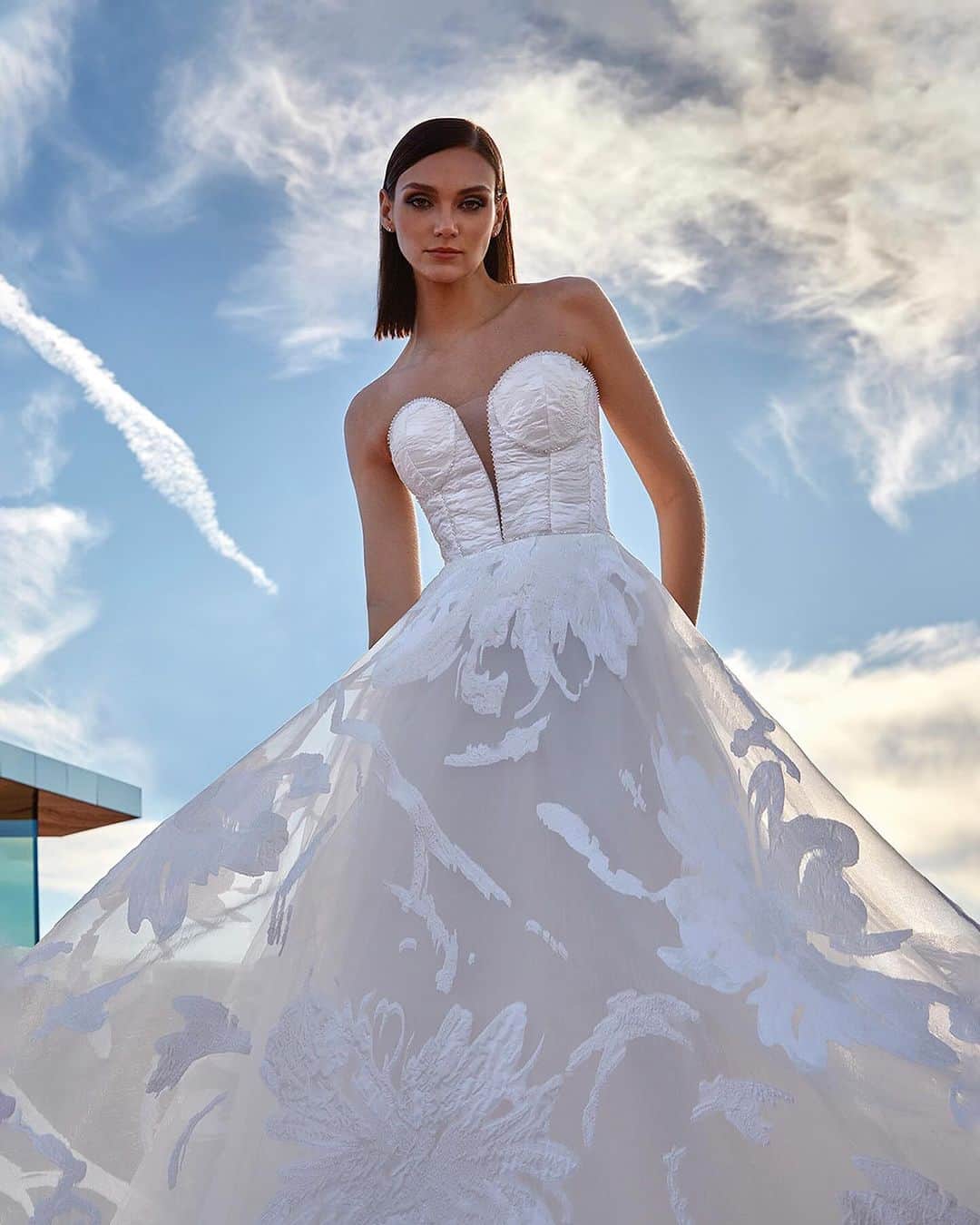 Pronoviasのインスタグラム：「Are you aiming a more refined style or are you ready to go all in for a bold extravagant look?✨  1- Arianell 2- Diamond 3- Palladium  4- Albite   Discover #TheJewels collection on pronovias.com💛  #PronoviasPrivée #TheJewels」