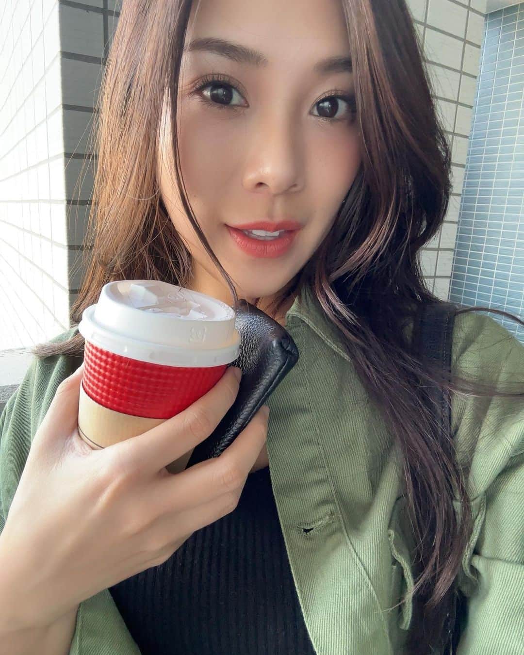 内田瑞穂のインスタグラム：「五種類の顔をぱぱぱっと連写」