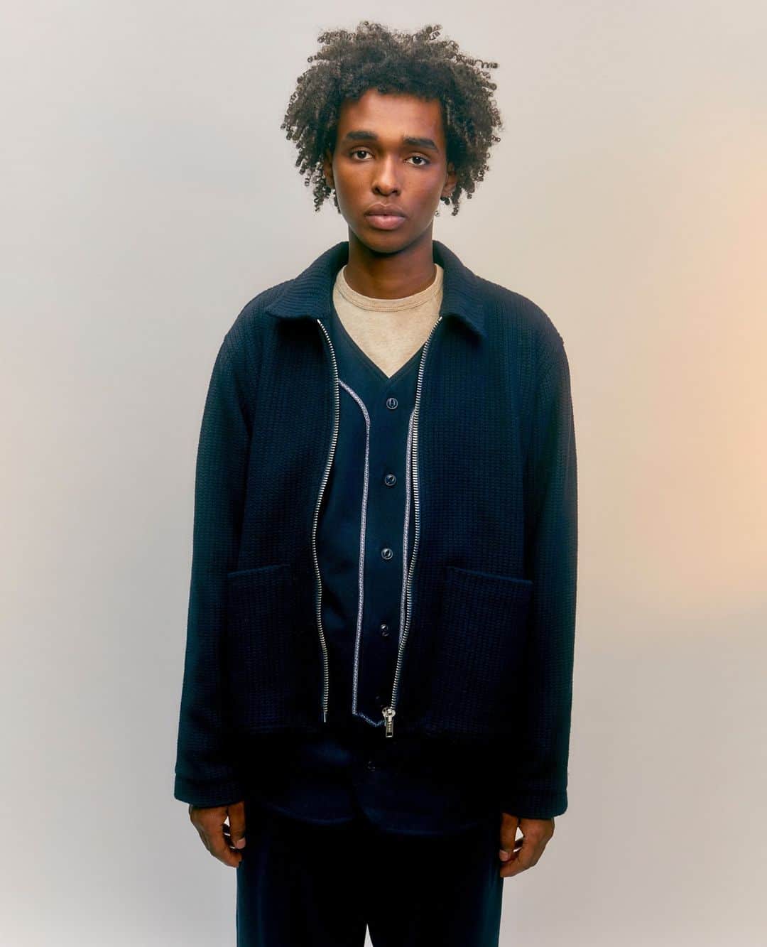 ユーマストクリエイトさんのインスタグラム写真 - (ユーマストクリエイトInstagram)「The Bay City bomber in an Italian woven wool blend, cut with a relaxed fit. With the vintage-inspired Baseball shirt made from a Portuguese wool blend, navy Painter workwear-style trousers and the @solovairuk Chukka boot.」10月18日 0時01分 - ymclondon
